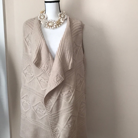 Sweaters - Plus size cardigan